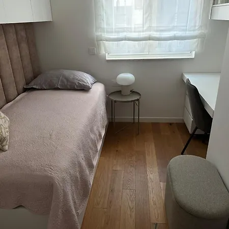 Bozur-a Modern And Comfy Place For 3 Persons Appartement *