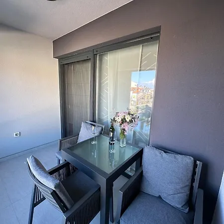 Bozur-a Modern And Comfy Place For 3 Persons