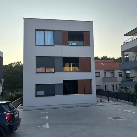 Appartement Bozur-a Modern And Comfy Place For 3 Persons